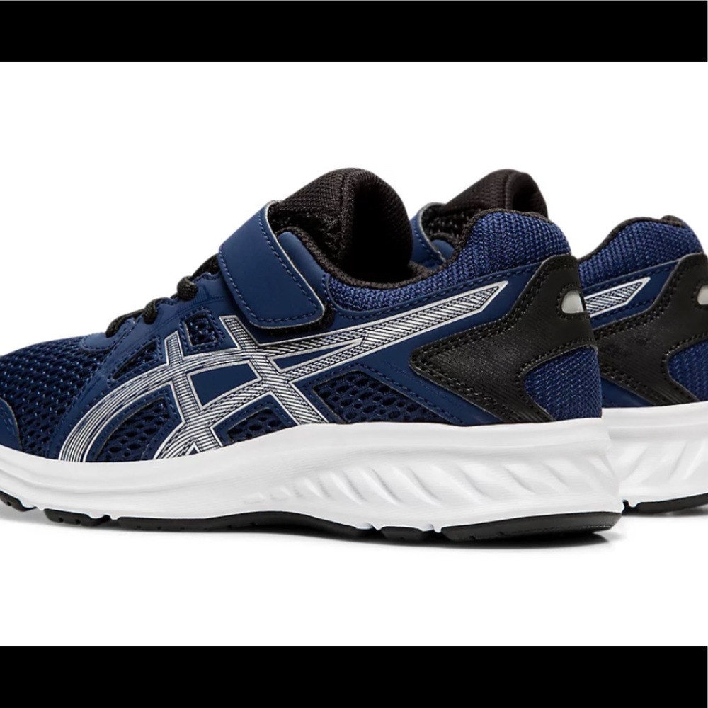 ASICS jolt 2 running sneakers